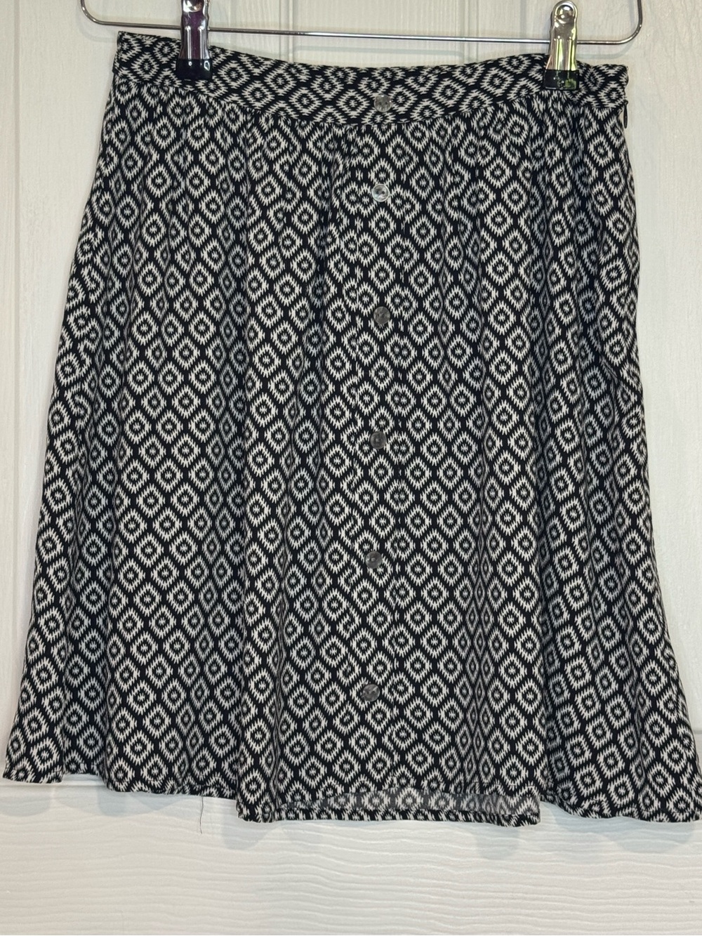 LOFT Black and White Geometric Mini Skirt